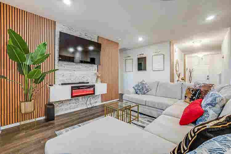 4 BR in Dallas