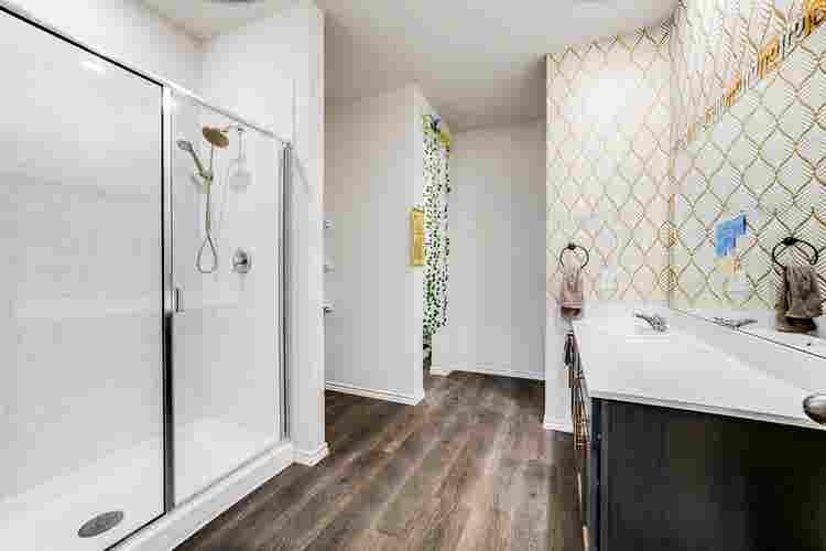 4 BR in Dallas