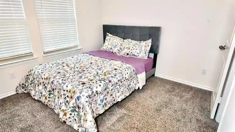 4 BR in Dallas