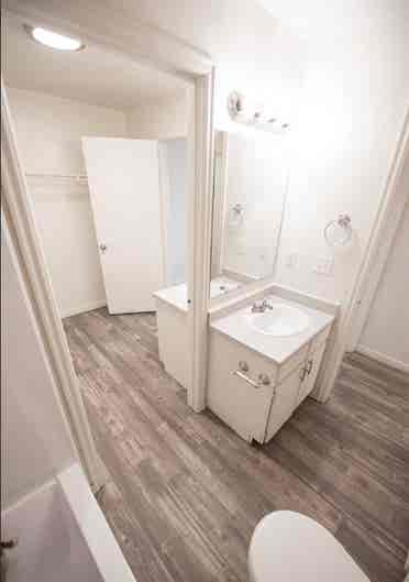 3 beds
2 baths
 sqft.
