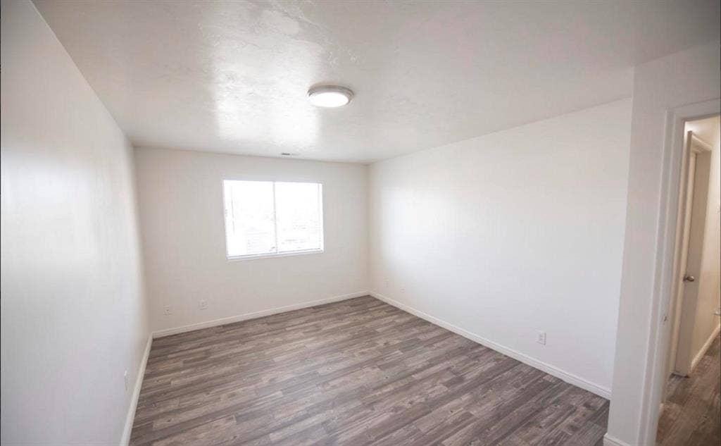 3 beds
2 baths
 sqft.