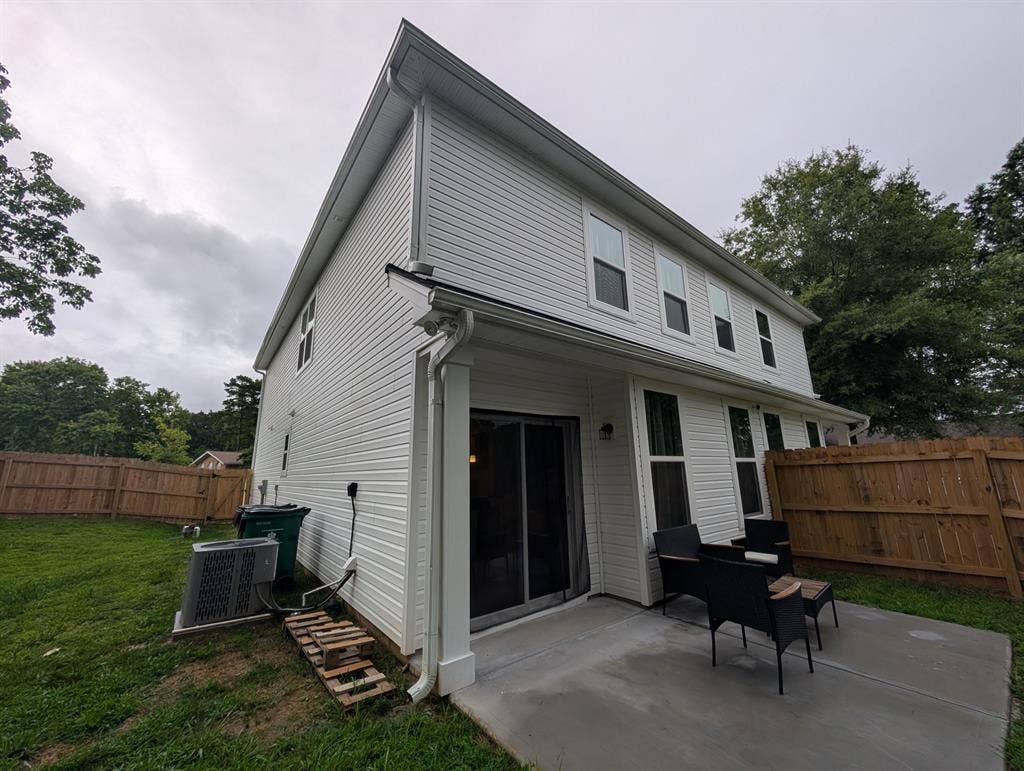 3 BR in Charlotte