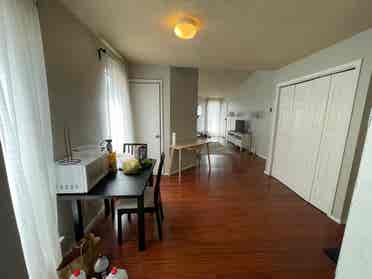 2 BR in Austin