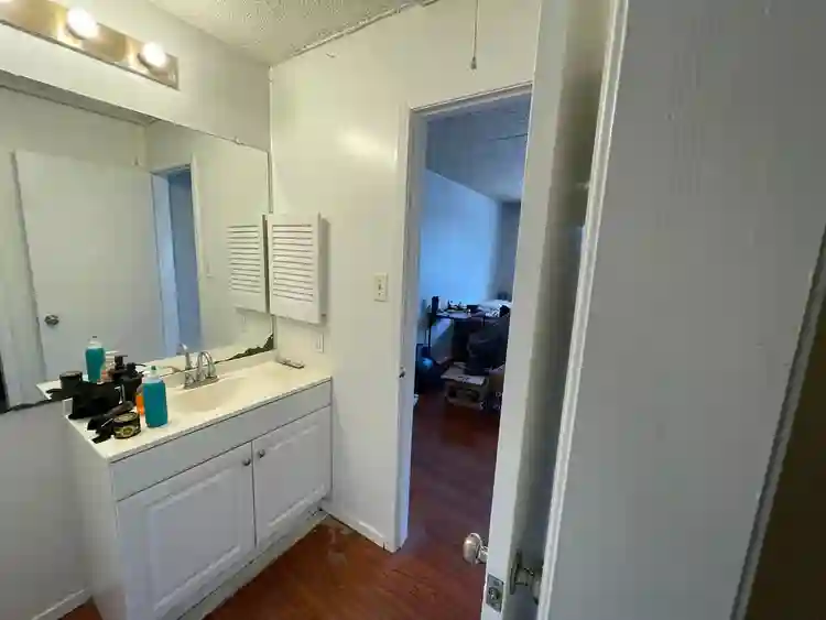 2 BR in Austin
