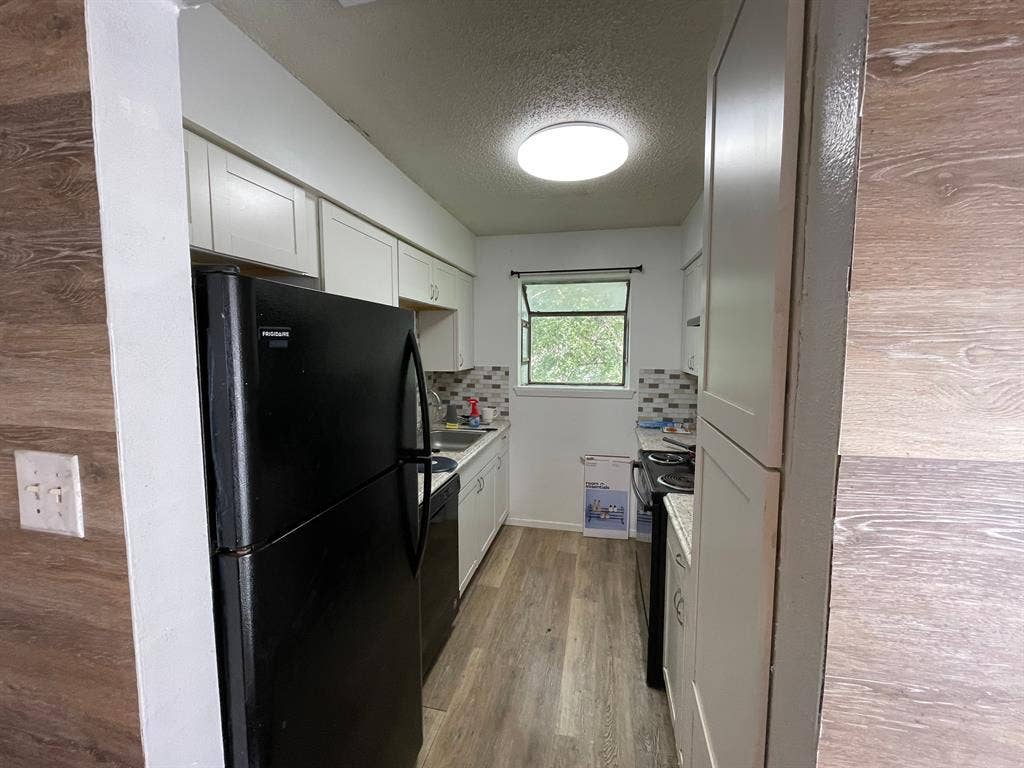2 BR in Austin