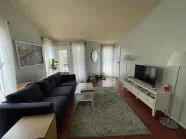 2 BR in Austin