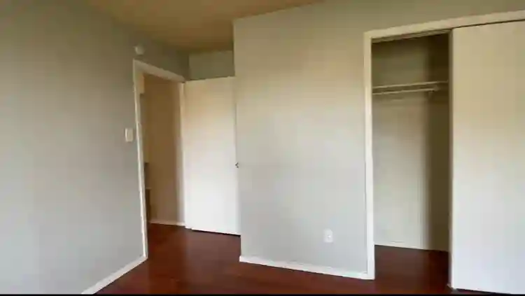 2 BR in Austin