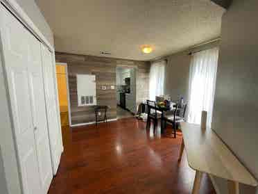 2 BR in Austin
