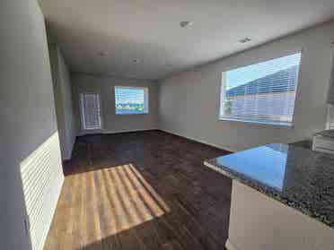 4 BR in Georgetown