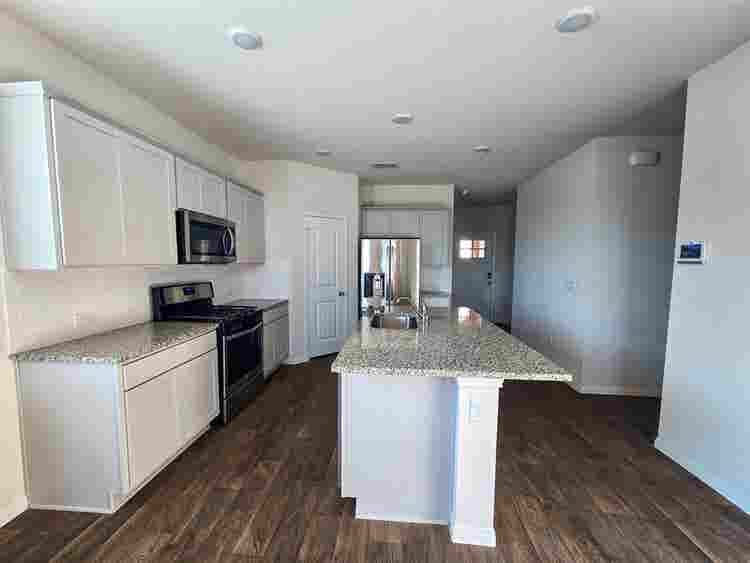 4 BR in Georgetown