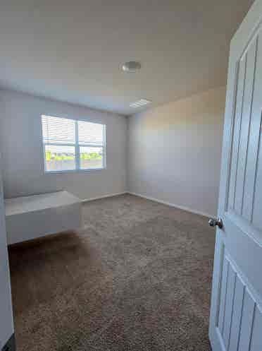 4 BR in Georgetown