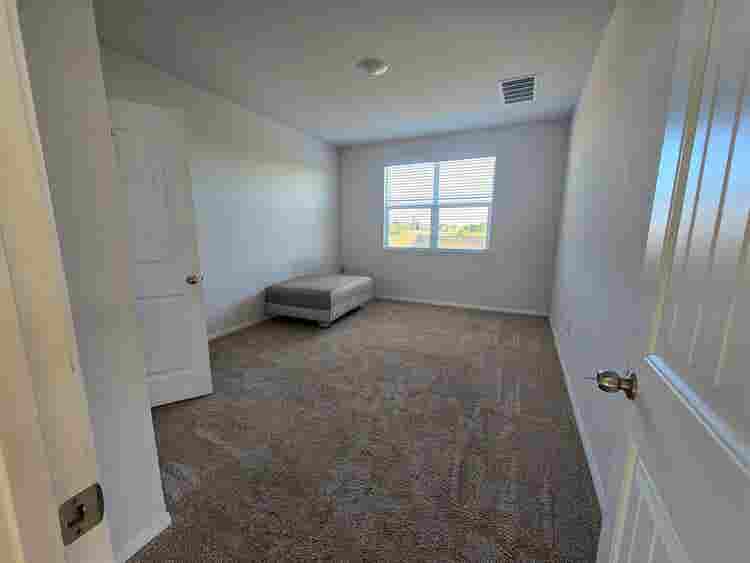 4 BR in Georgetown
