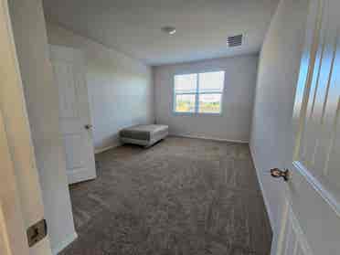 4 BR in Georgetown