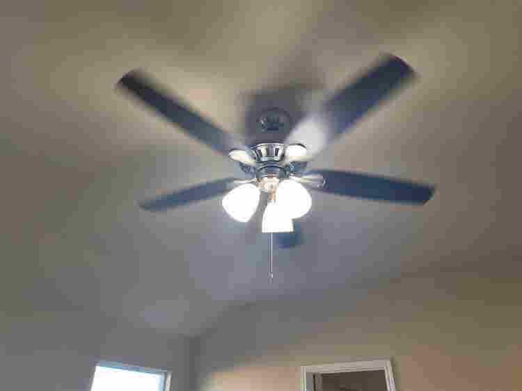 4 BR in Manor