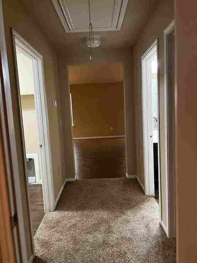 4 BR in Manor