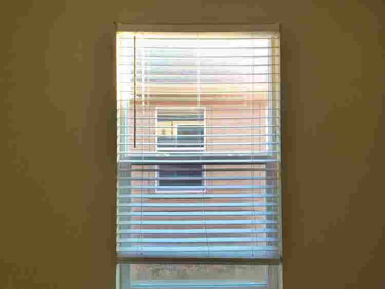 4 BR in Manor