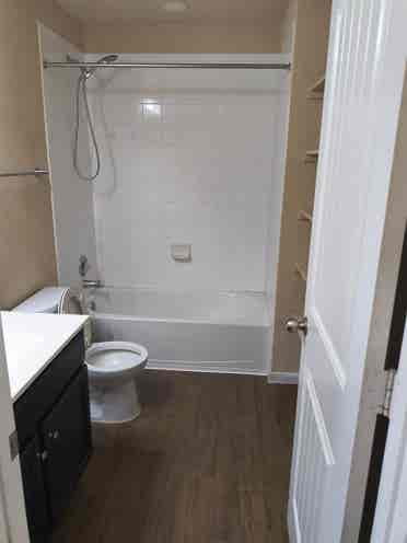 4 BR in Manor