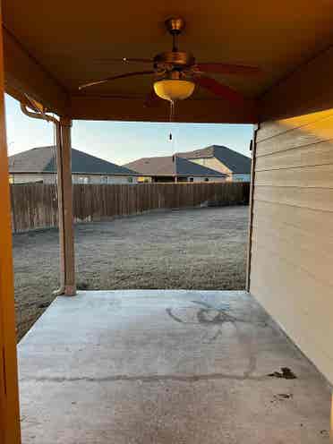 4 BR in Manor