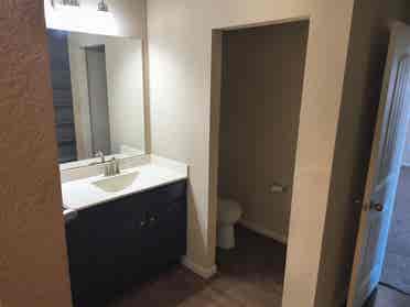 4 BR in Manor
