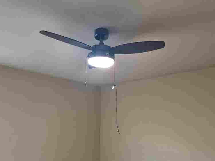 4 BR in Manor