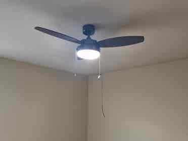 4 BR in Manor
