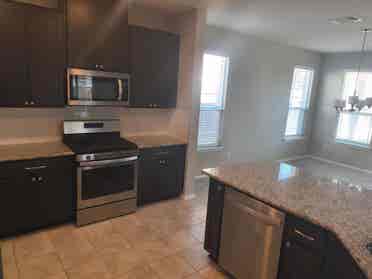 3 BR in Hutto