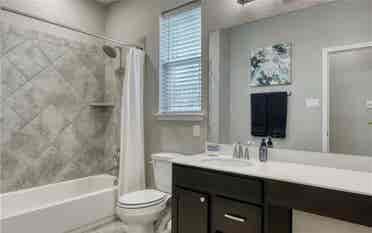 3 BR in Hutto