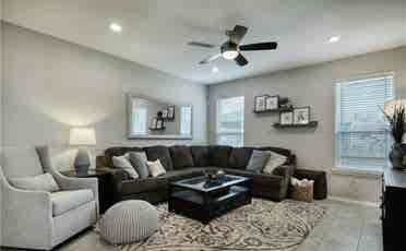 3 BR in Hutto