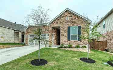 3 BR in Hutto