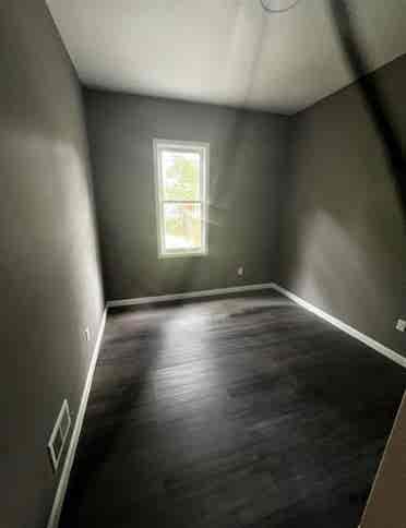 Newly Renovated 3 Bedroom 1 Bath 
