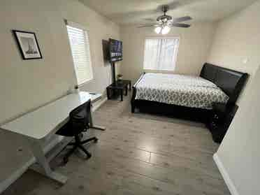 FURNISHED ROOM AVAILABLE NOW‼️