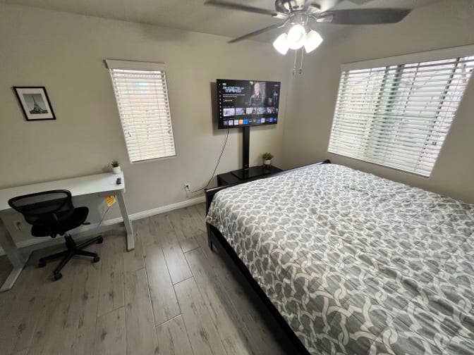 FURNISHED ROOM AVAILABLE NOW‼️
