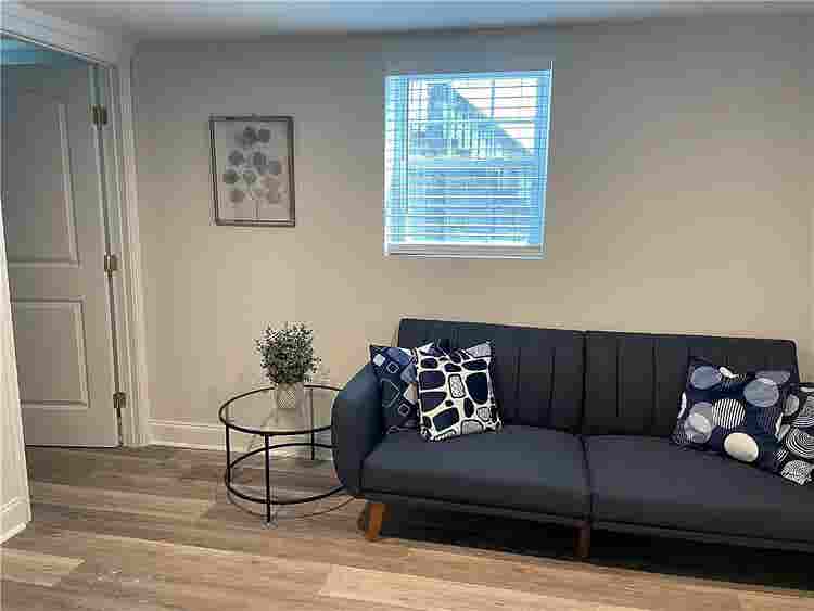 1 BR in Atlanta
