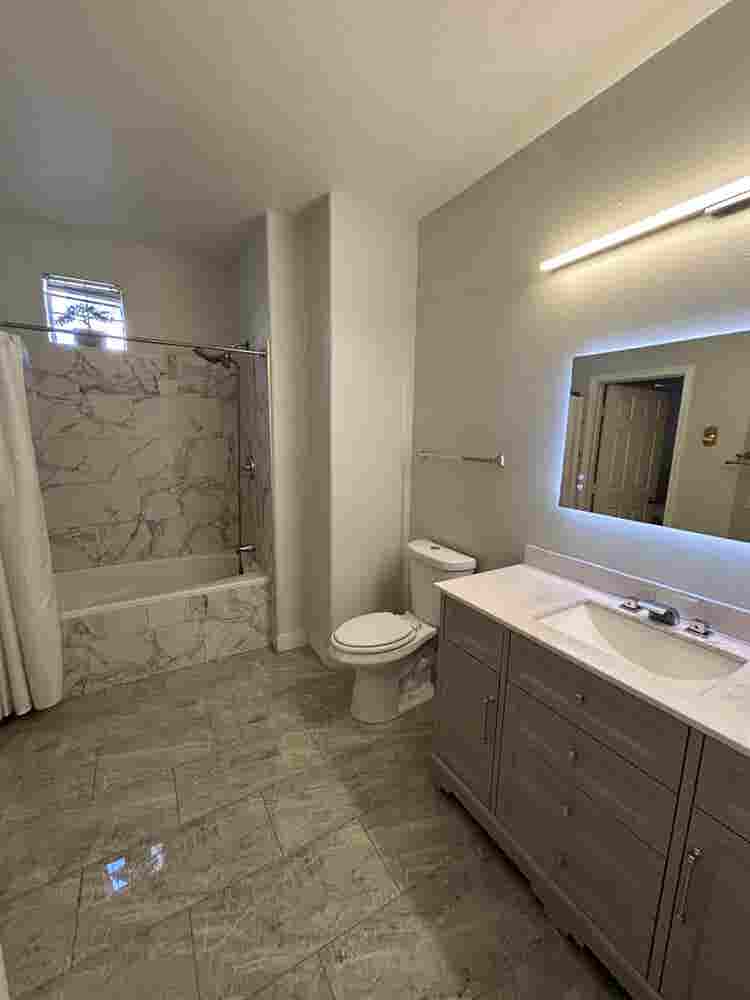 Master Bedroom w/ Private Bath
