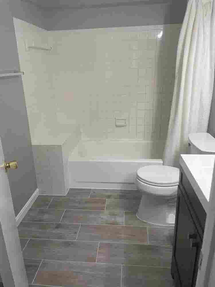 Seeking Female Roommate for Primary