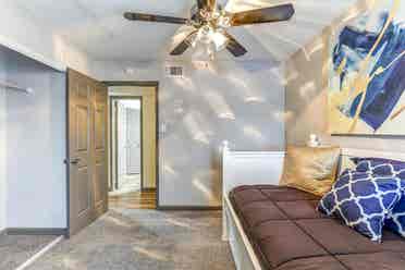 $ MOVE-IN SPECIAL!!!