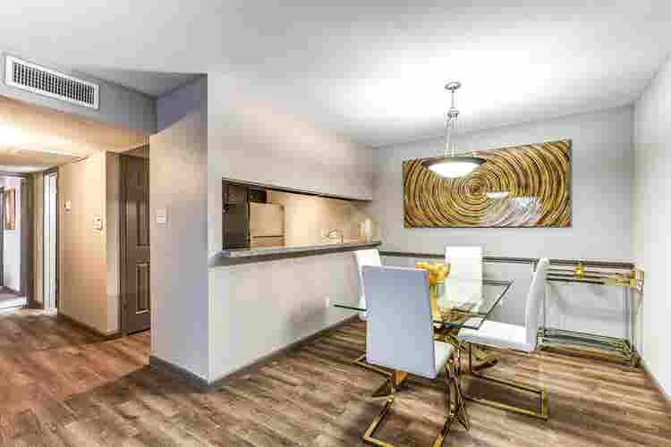 $ MOVE-IN SPECIAL!!!