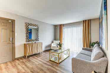 $ MOVE-IN SPECIAL!!!