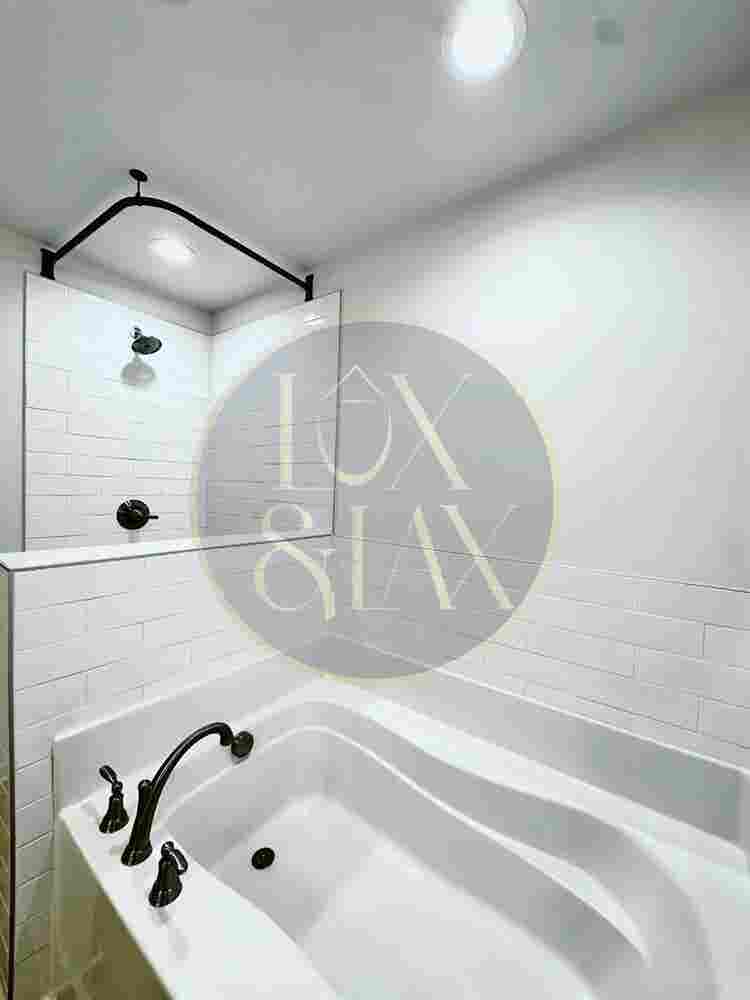 Uptown Charlotte, NC Room For Rent
