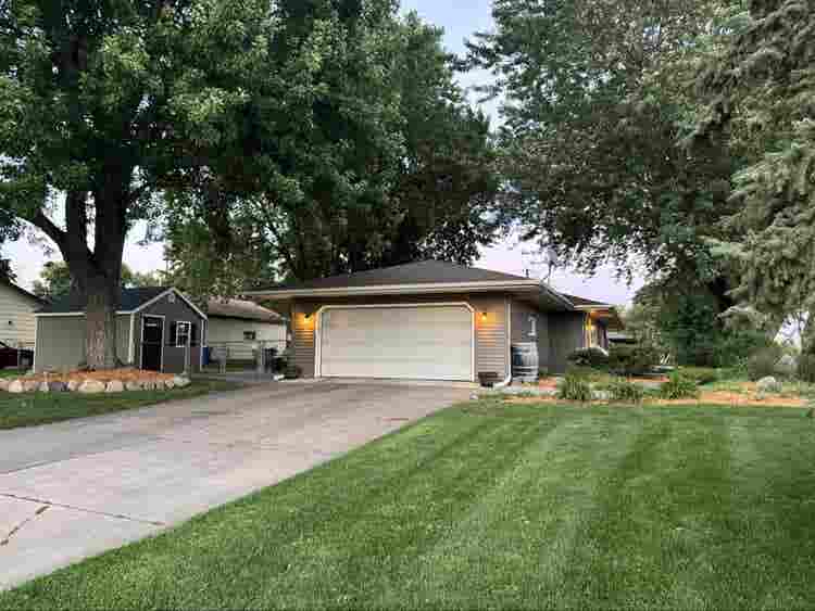 Basement Suite in Maple Grove