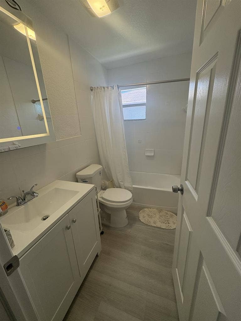 Cozy Big Room for rent