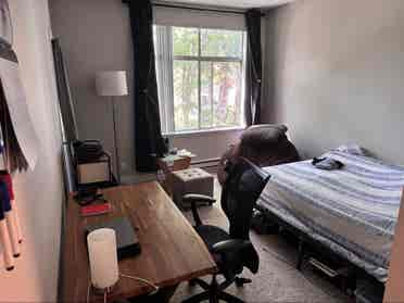 Room for rent in 
apartment