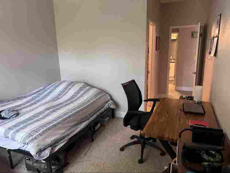 Room for rent in 
apartment