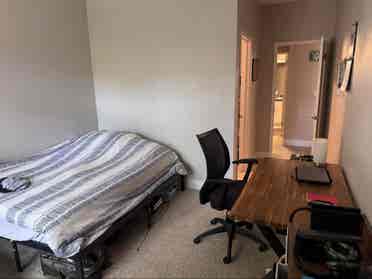 Room for rent in 
apartment