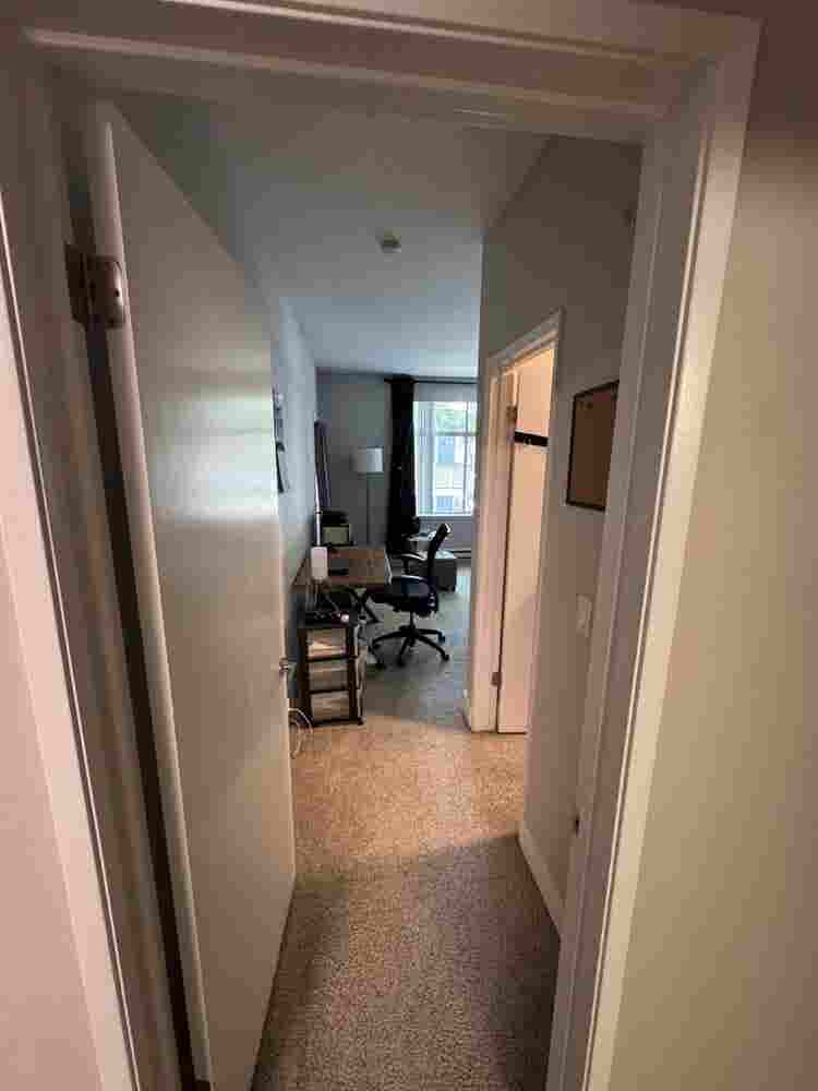 Room for rent in 
apartment