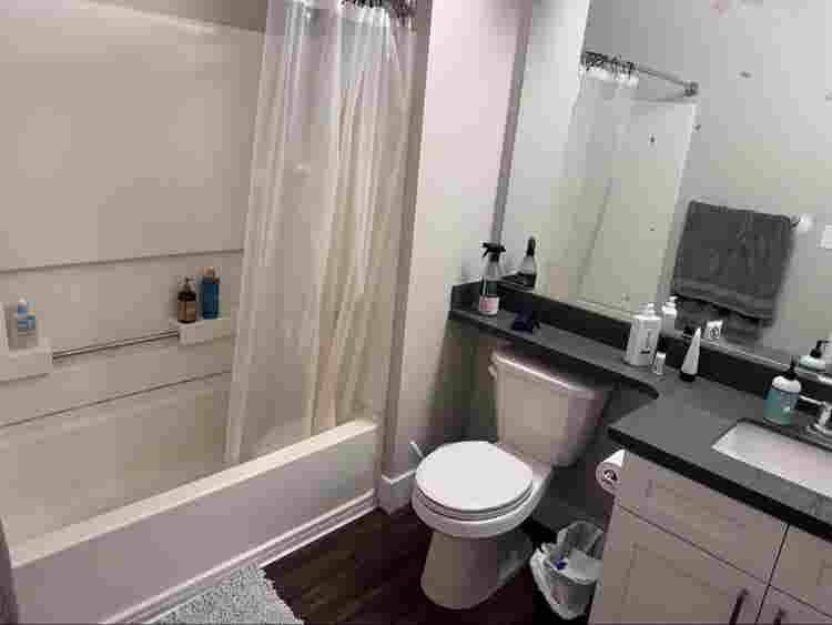 Room for rent in 
apartment