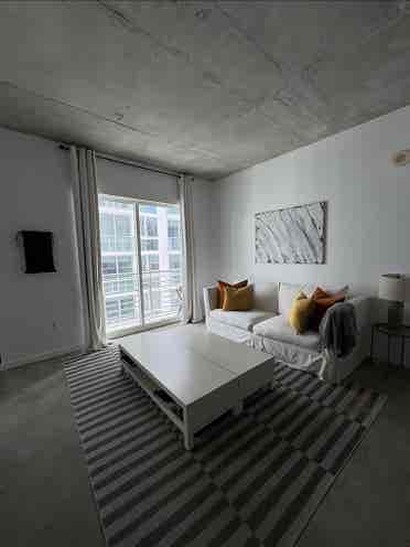 Furnished 1 
Bedroom Condo