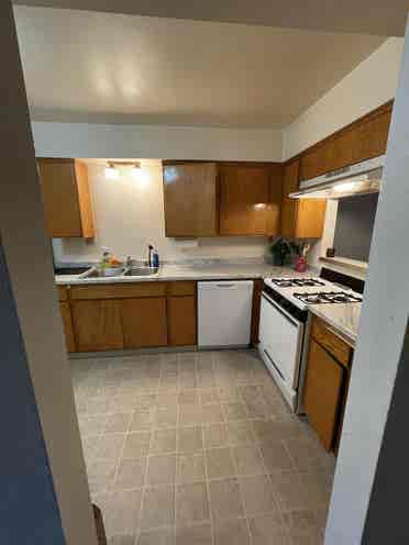 Private Room for Rent, 
East College