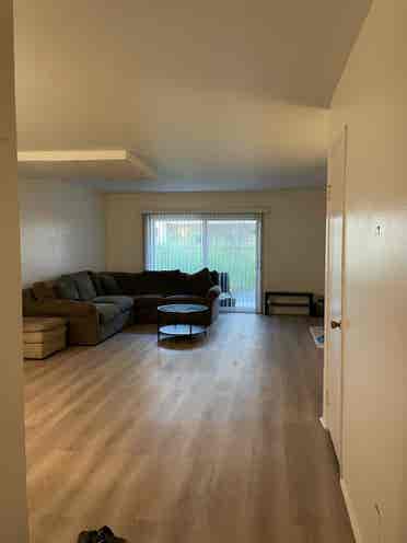 Private Room for Rent, 
East College