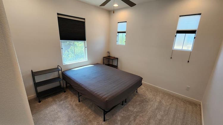 Private Room in a Townhouse